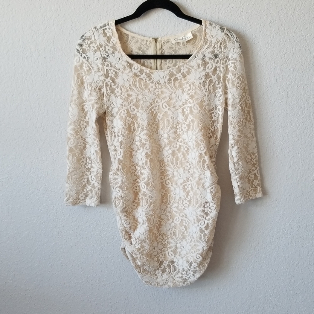 Lacey maternity top
